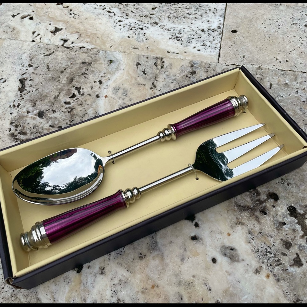 Simplydesignz Amethyst Serving Set.